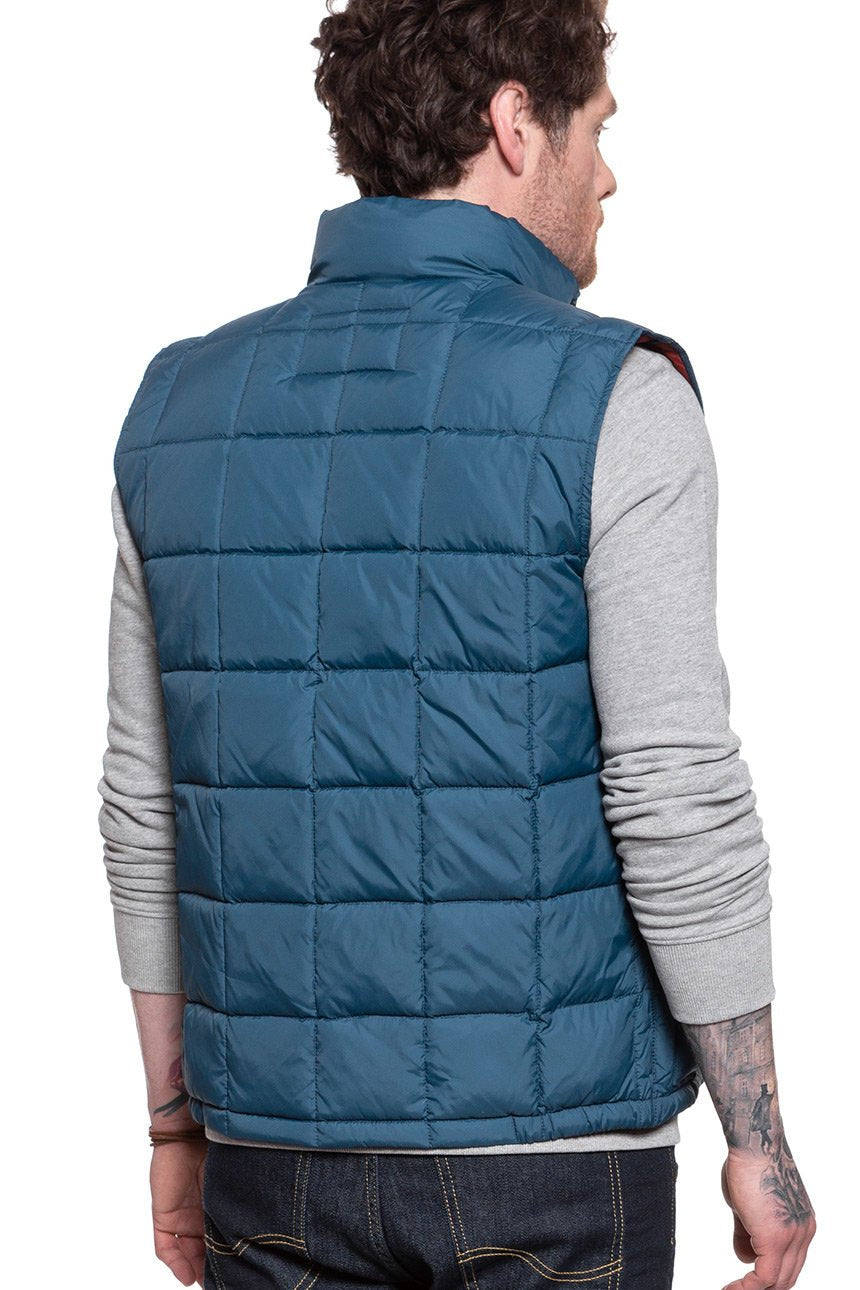 MĘSKI BEZRĘKAWNIK WRANGLER THE VEST DARK BLUE TEAL W4C7WRB16