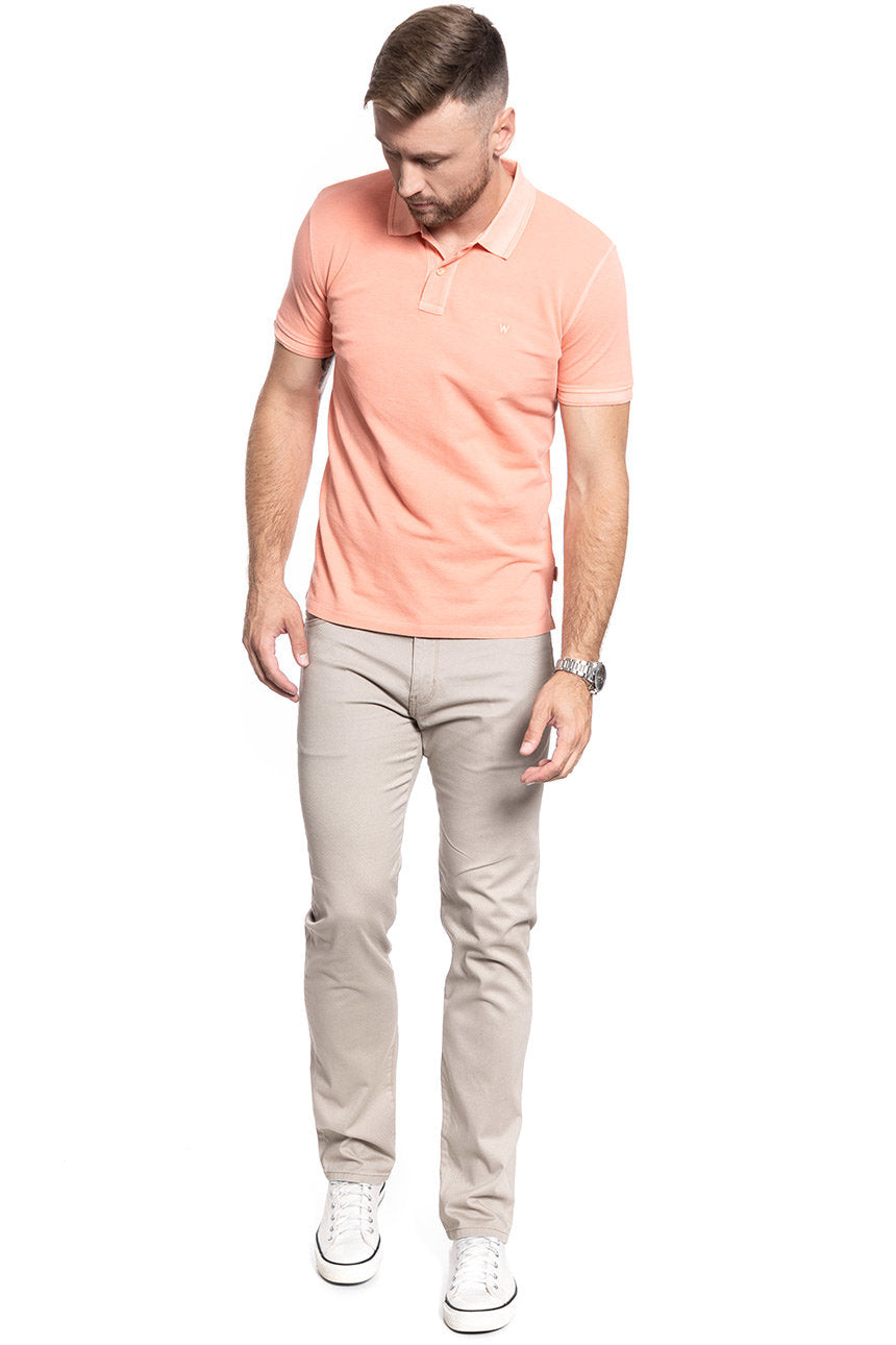 MĘSKA KOSZULKA POLO WRANGLER SS OVERDYE POLO MELON ORANGE W7F4KQA04