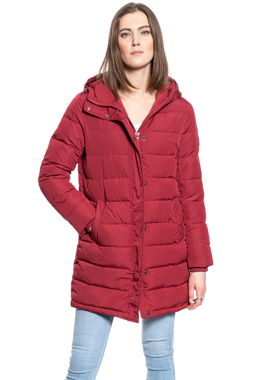 DAMSKA KURTKA ZIMOWA WRANGLER LONG PUFFER RUMBA RED W4Q4VJR05