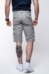 KRÓTKIE SPODENKI WRANGLER CARGO SHORT STEEL GREY W15CP8296