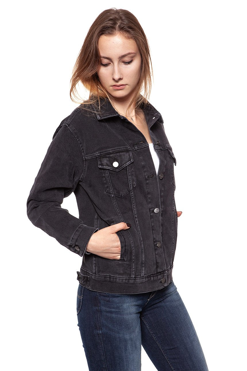 DAMSKA KURTKA JEANSOWA WRANGLER TRUCKER JACKET BACK TO BLACK W4070999S