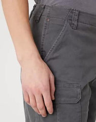 SPODENKI MĘSKIE WRANGLER CASEY CARGO SHORTS DARK SHADOW W1C35085J