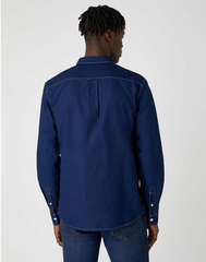 KOSZULA MĘSKA WRANGLER LS 1PKT BUTTON DOWN INDIGO W5A3BM452