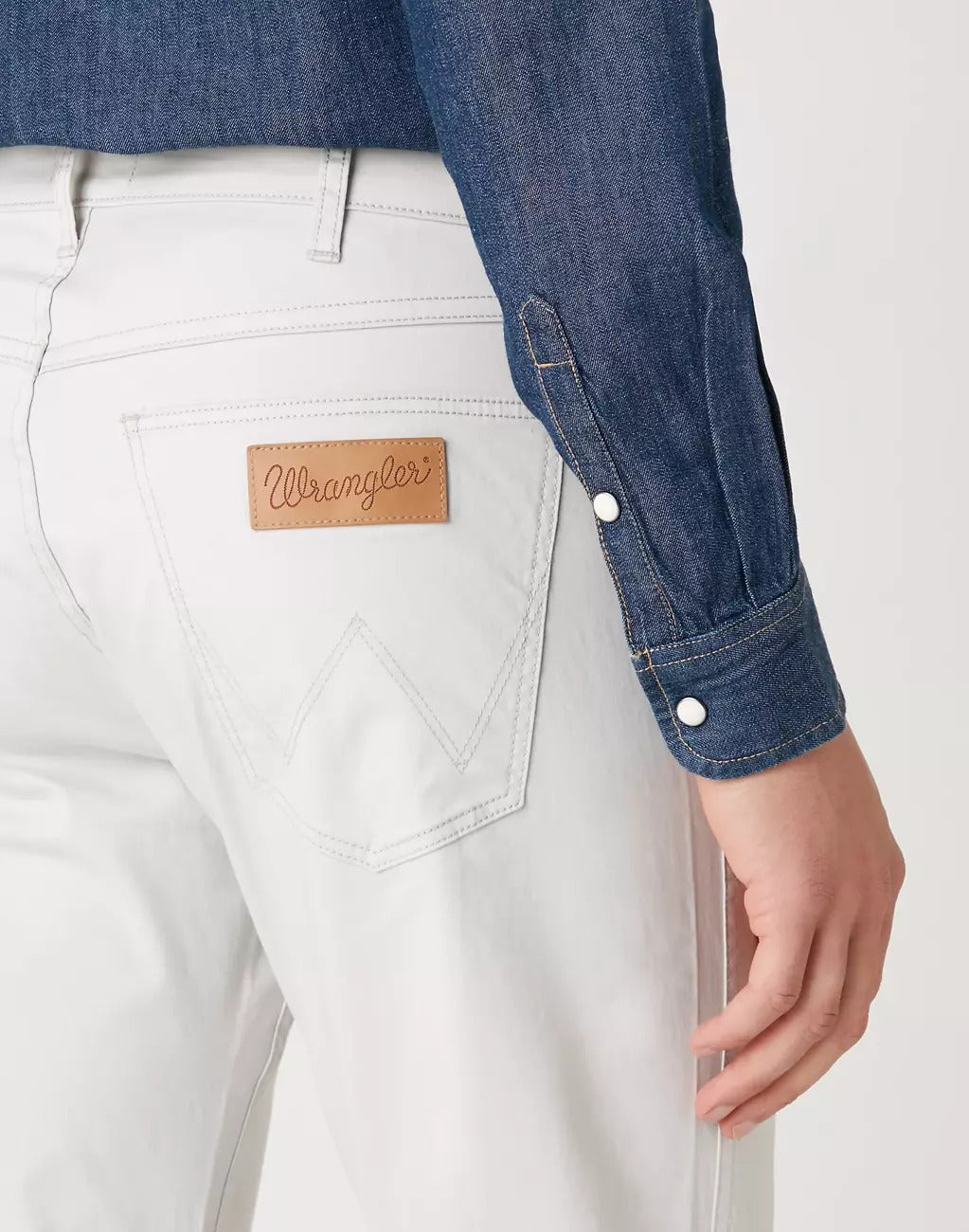 WRANGLER SPODNIE MĘSKIE GREENSBORO VAPOUR GREY  W15QWAB26