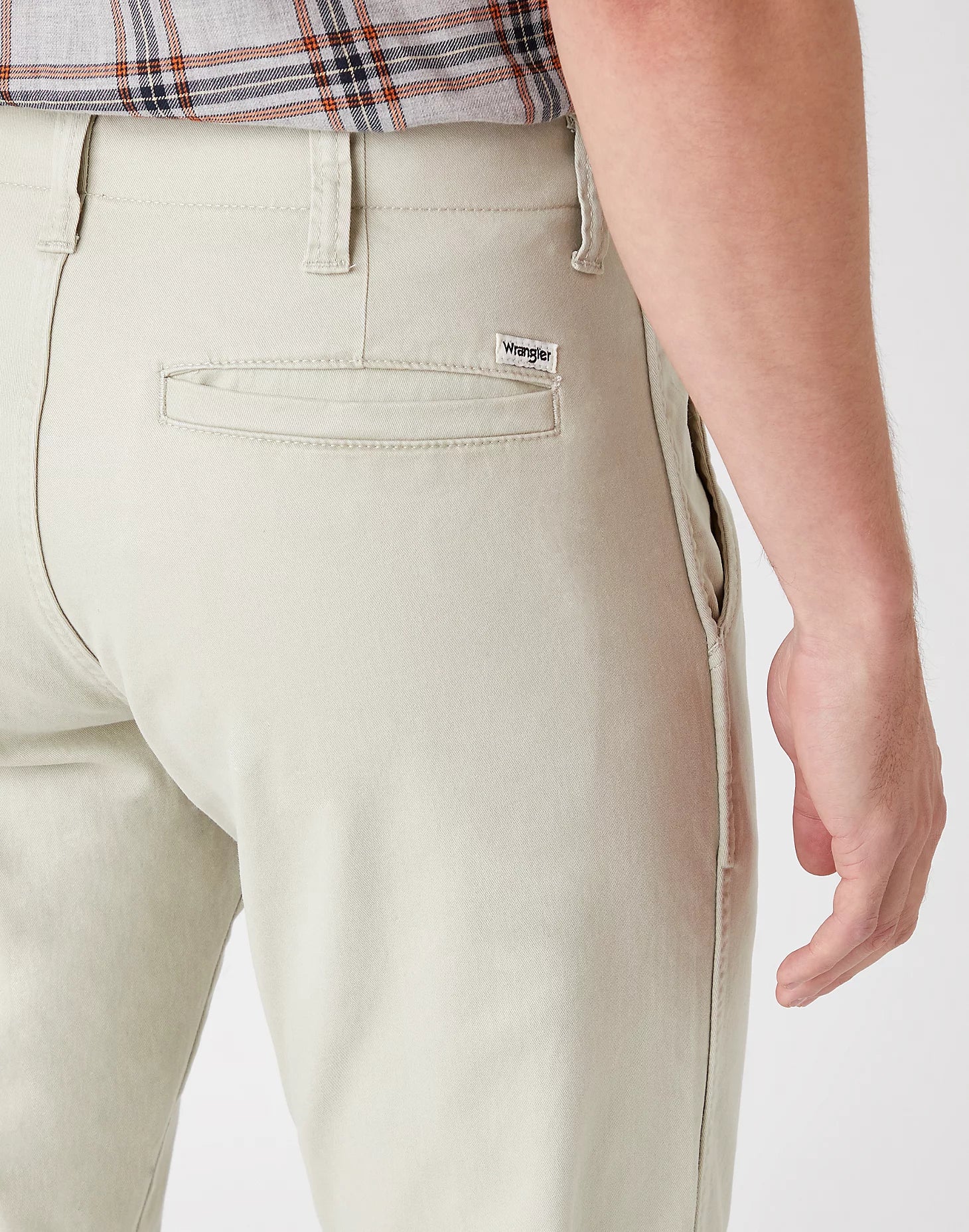 MĘSKIE SPODNIE MATERIAŁOWE WRANGLER CASEY CHINO AGATE GREY W1C050H15