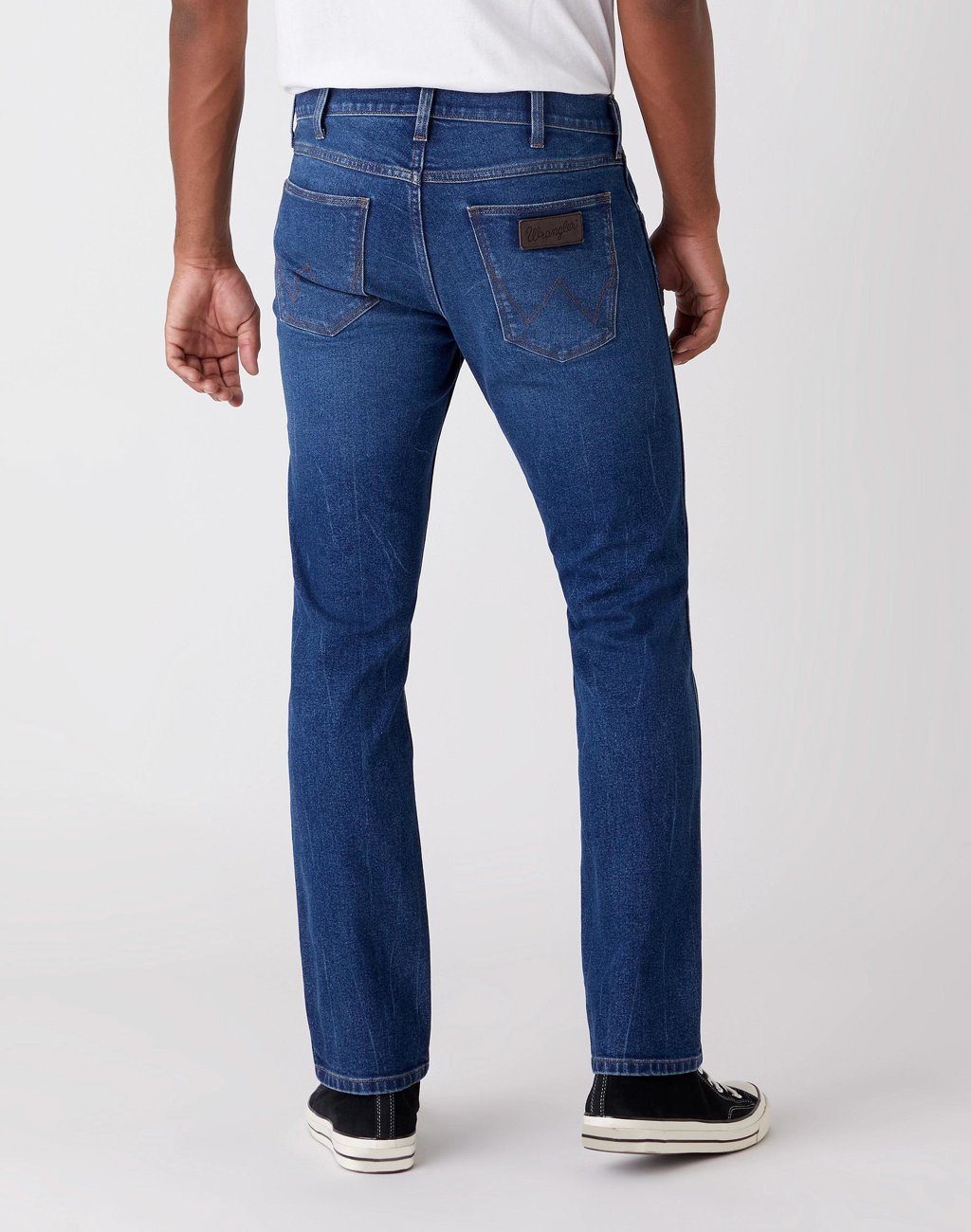 MĘSKIE SPODNIE JEANSOWE WRANGLER GREENSBORO FORST BITE W15QU858J