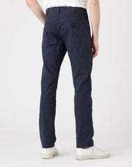 WRANGLER GREENSBORO MĘSKIE SPODNIE JEANSOWE DARK NAVY W15Q71XAE