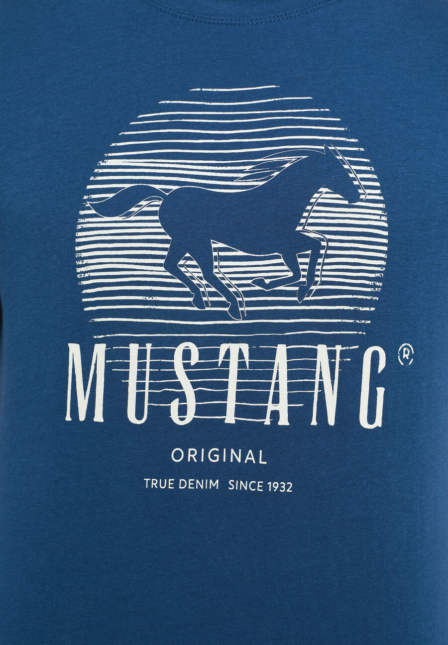 MUSTANG ALEX C PRINT MĘSKI T-SHIRT KOSZULKA LOGO NADRUK INSIGNIA BLUE 1013803 5230