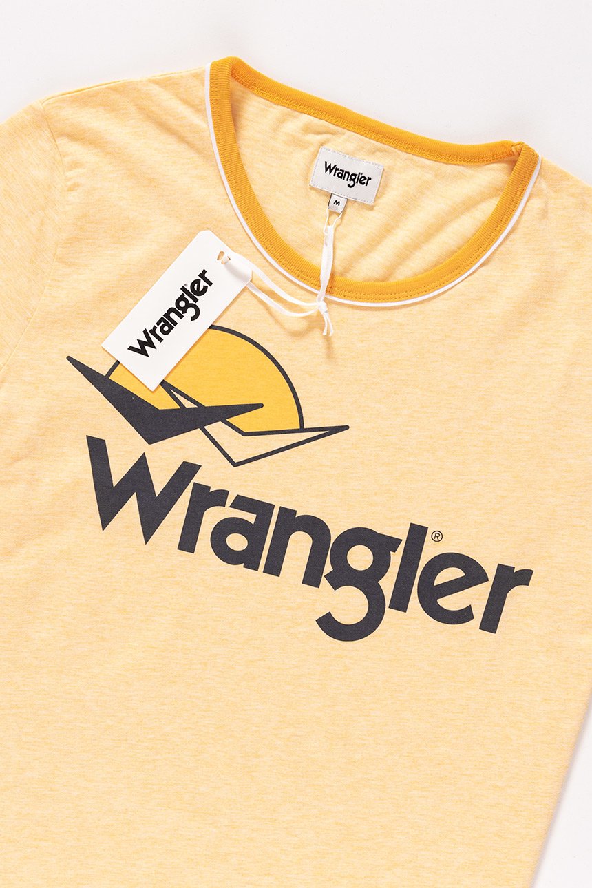 KOSZULKA WRANGLER RINGER LOGO TEE AMBER YELLOW W7B45FQUY