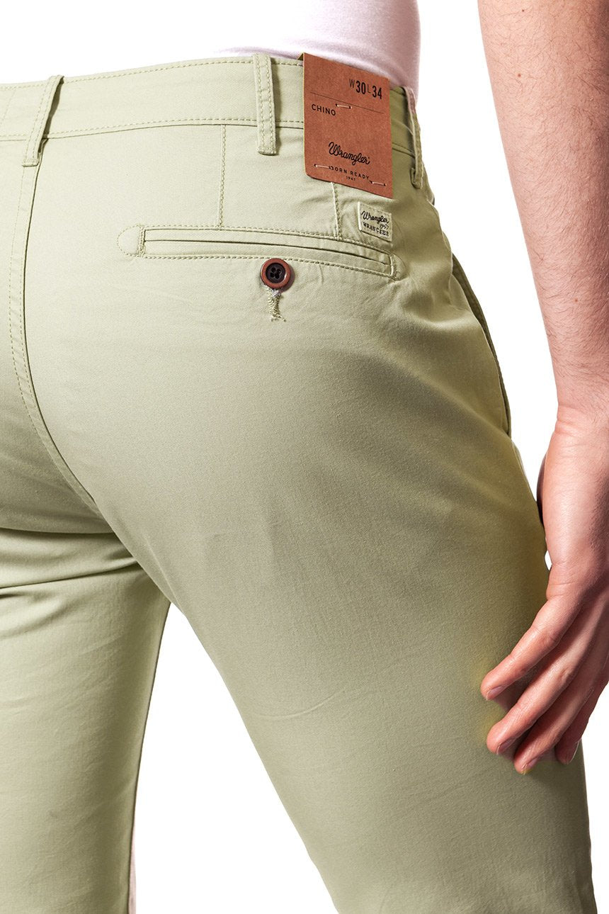 WRANGLER SPODNIE MĘSKIE CHINO CAMEL W14LOO49J