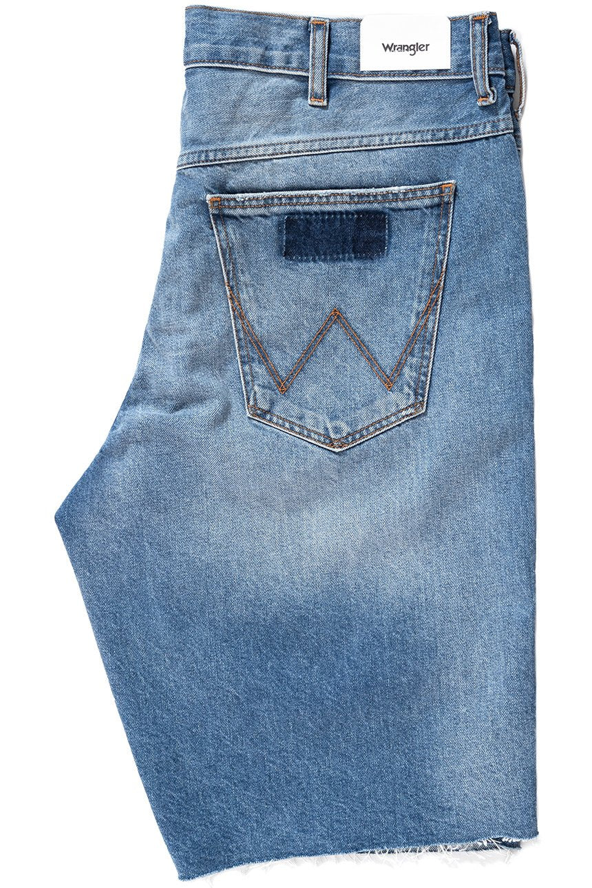 KRÓTKIE SPODENKI WRANGLER DENIM SHORT BLUE LAND W14CGW15W