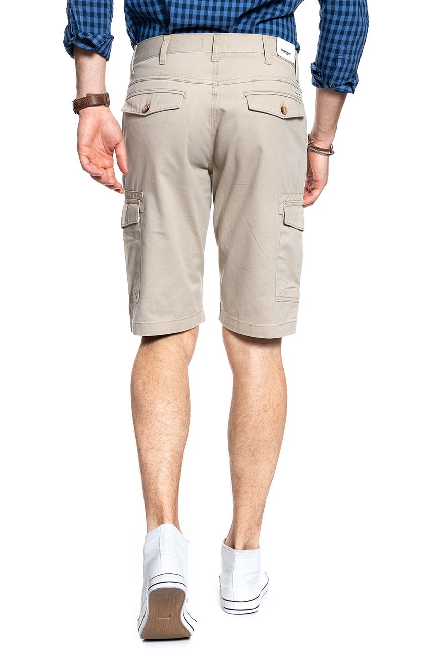 KRÓTKIE SPODENKI WRANGLER CARGO SHORT CAMEL WASHED W15DHC49J