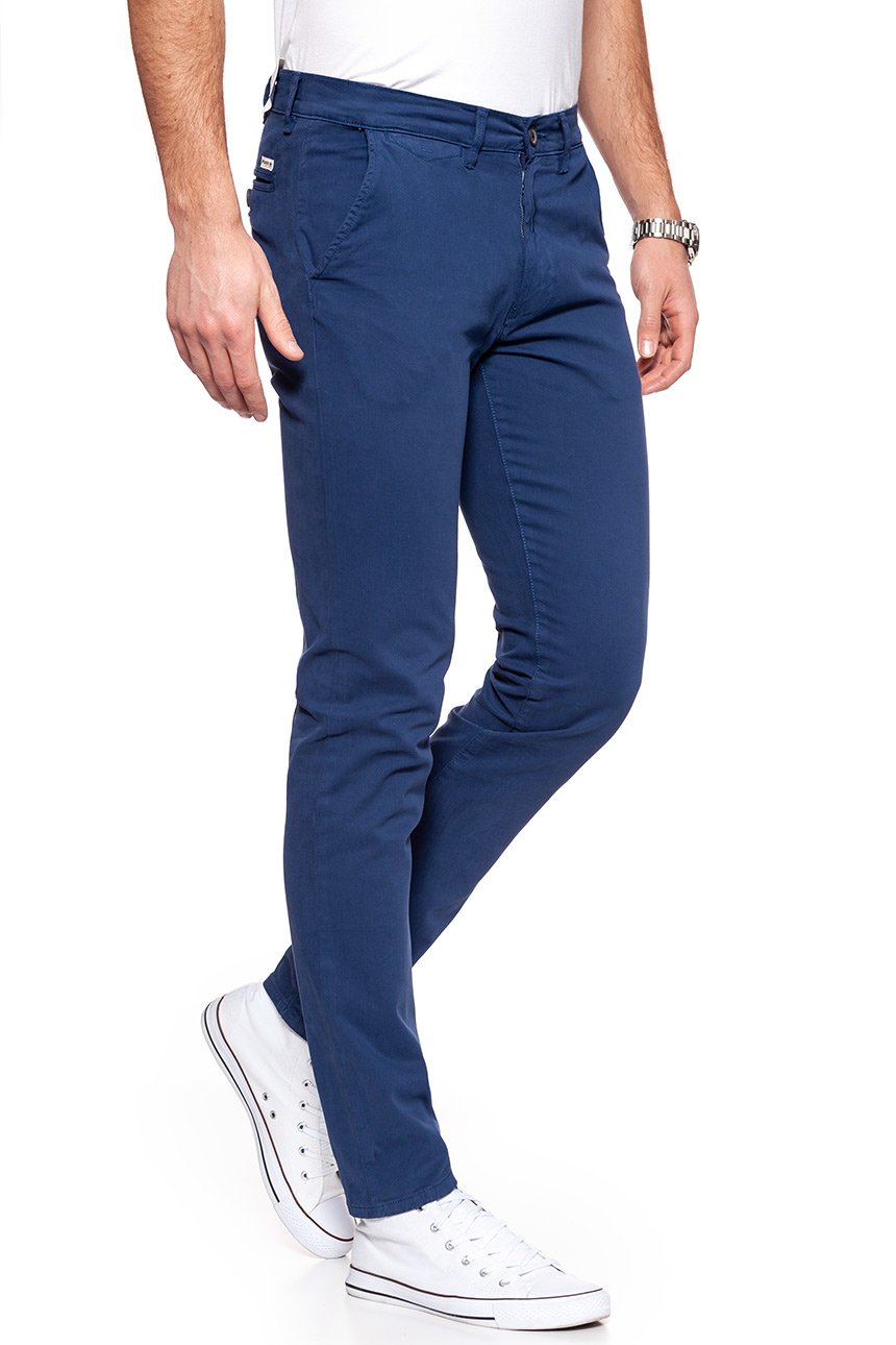 WRANGLER SPODNIE MĘSKIE CHINO BLUE DEPTHS W16LHB13Y