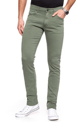 WRANGLER SPODNIE MĘSKIE LARSTON DUSTY OLIVE W18SDV65M