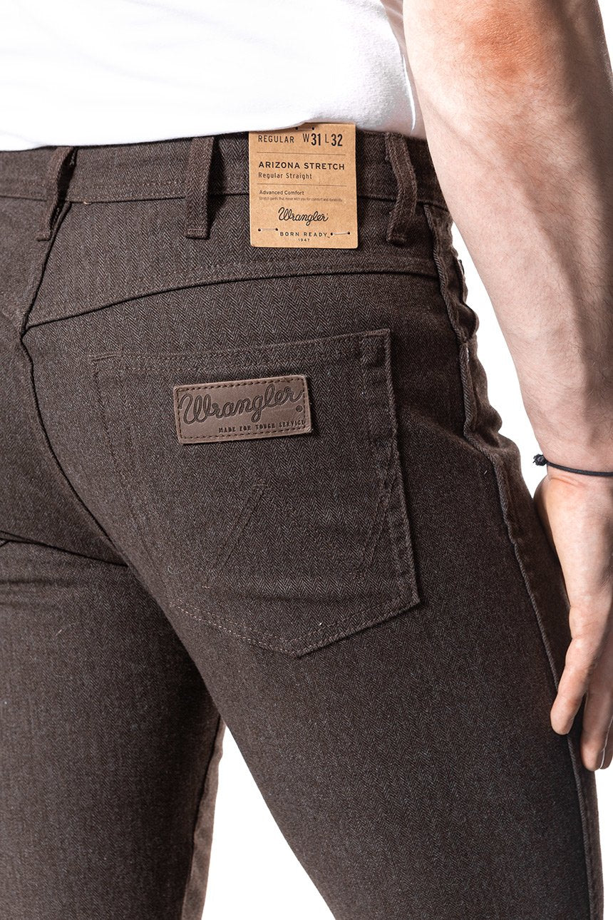 MĘSKIE SPODNIE MATERIAŁOWE WRANGLER ARIZONA STRETCH DARK TEAK W12O54135