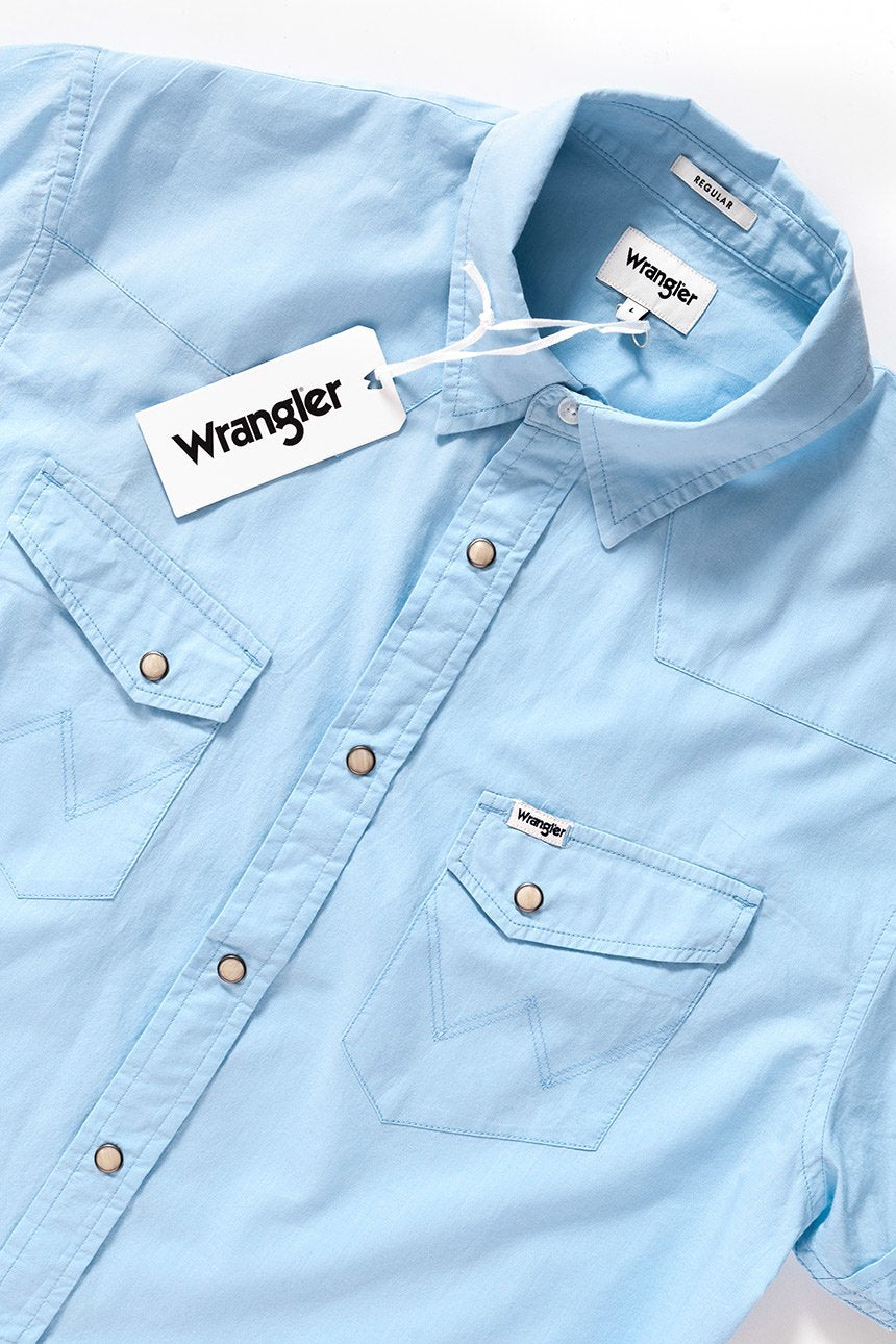 KOSZULA MĘSKA KRÓTKI RĘKAW WRANGLER SS WESTERN SHIRT CHAMBRAY BLUE W58736SUV