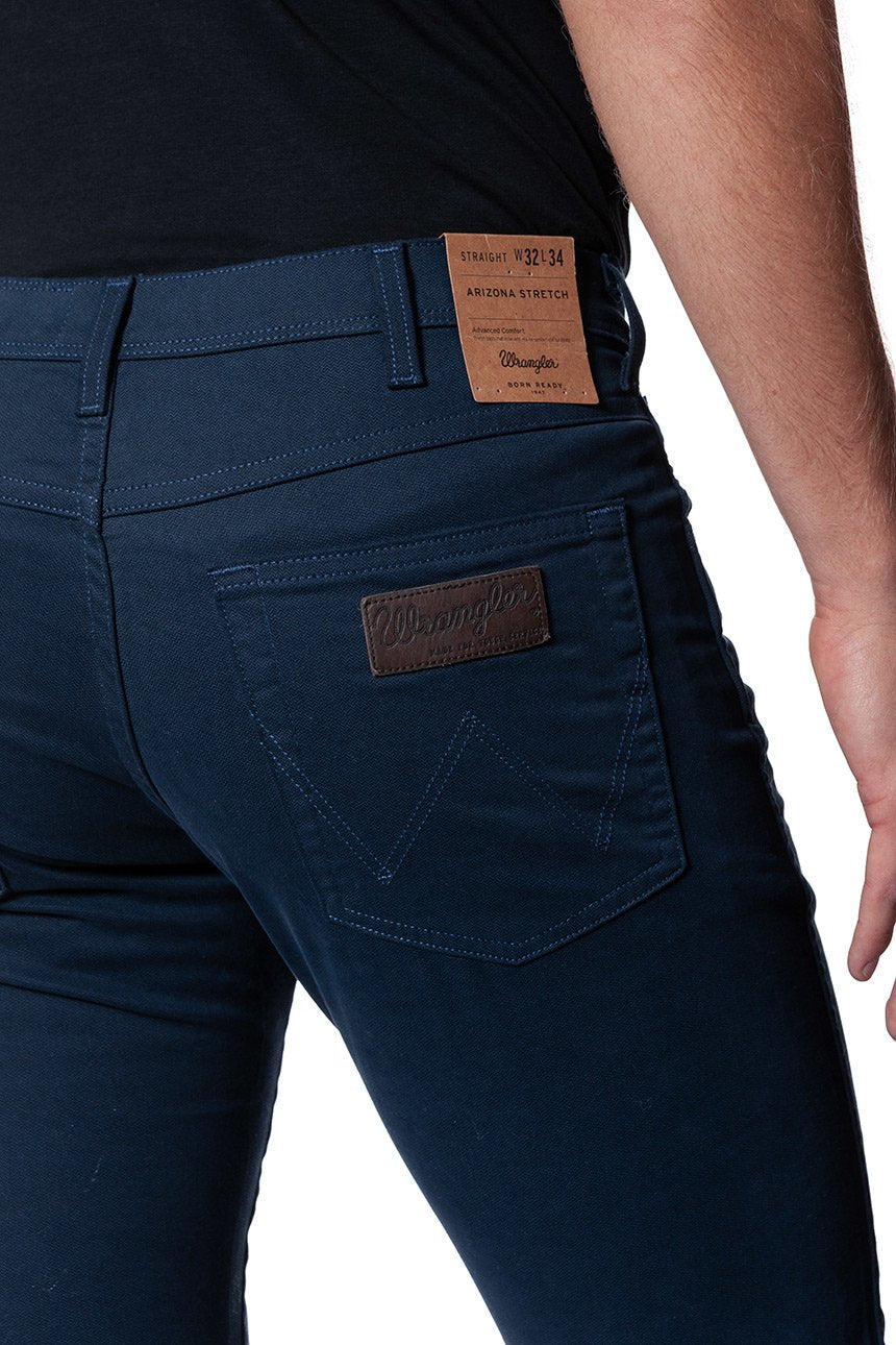 MĘSKIE SPODNIE MATERIAŁOWE WRANGLER ARIZONA STRETCH NAVY W12OGE114