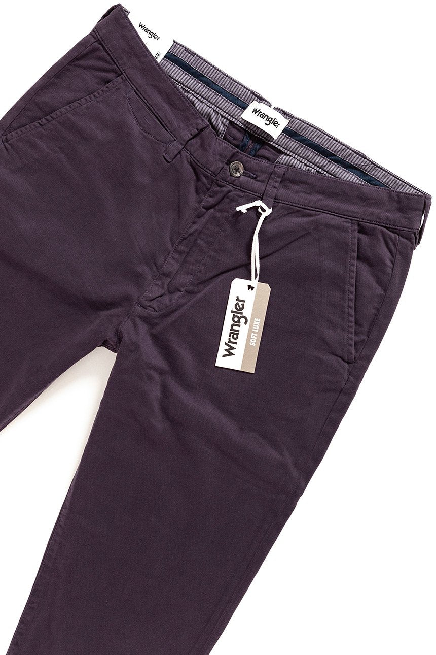 WRANGLER SPODNIE MĘSKIE CHINO AUBERGINE W16LRN450