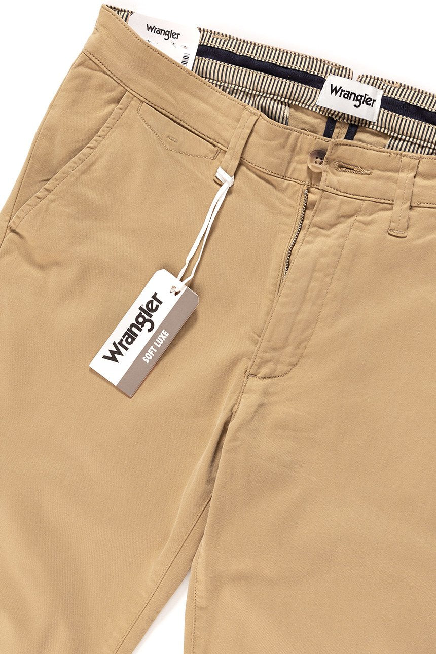 WRANGLER SPODNIE MĘSKIE CHINO GOLDEN SAND W16LRN223