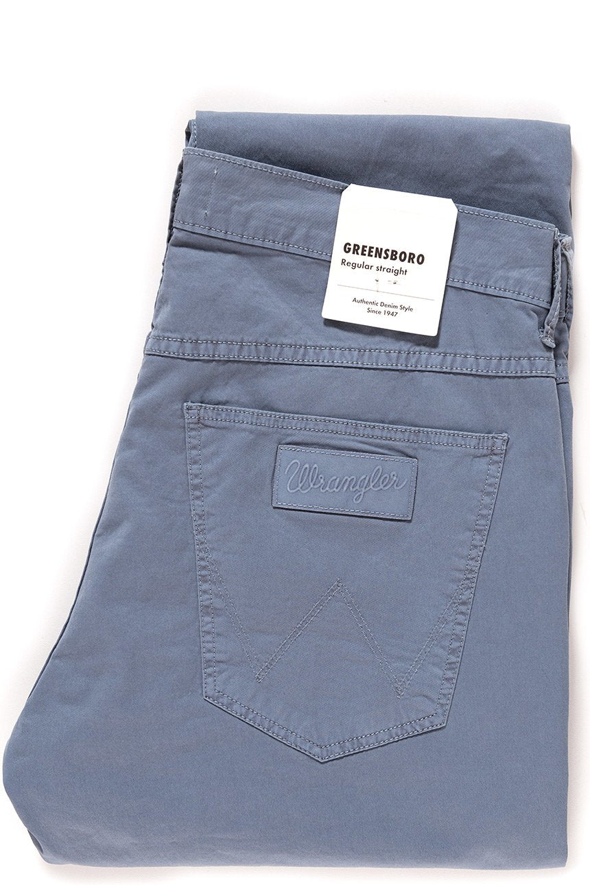 WRANGLER SPODNIE MĘSKIE GREENSBORO FLINSTONE BLUE W15QMM13F