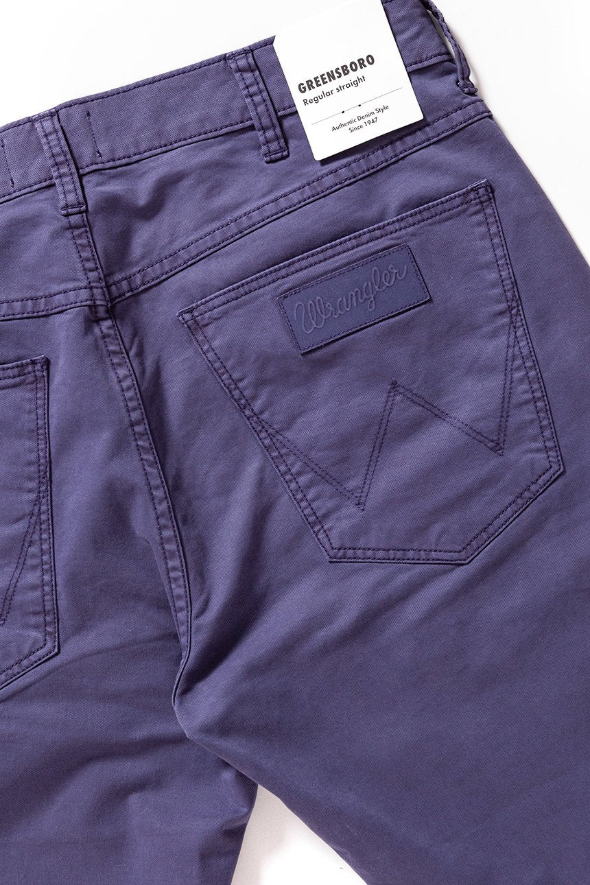 WRANGLER SPODNIE MĘSKIE GREENSBORO DUSK PURPLE W15QRU25K