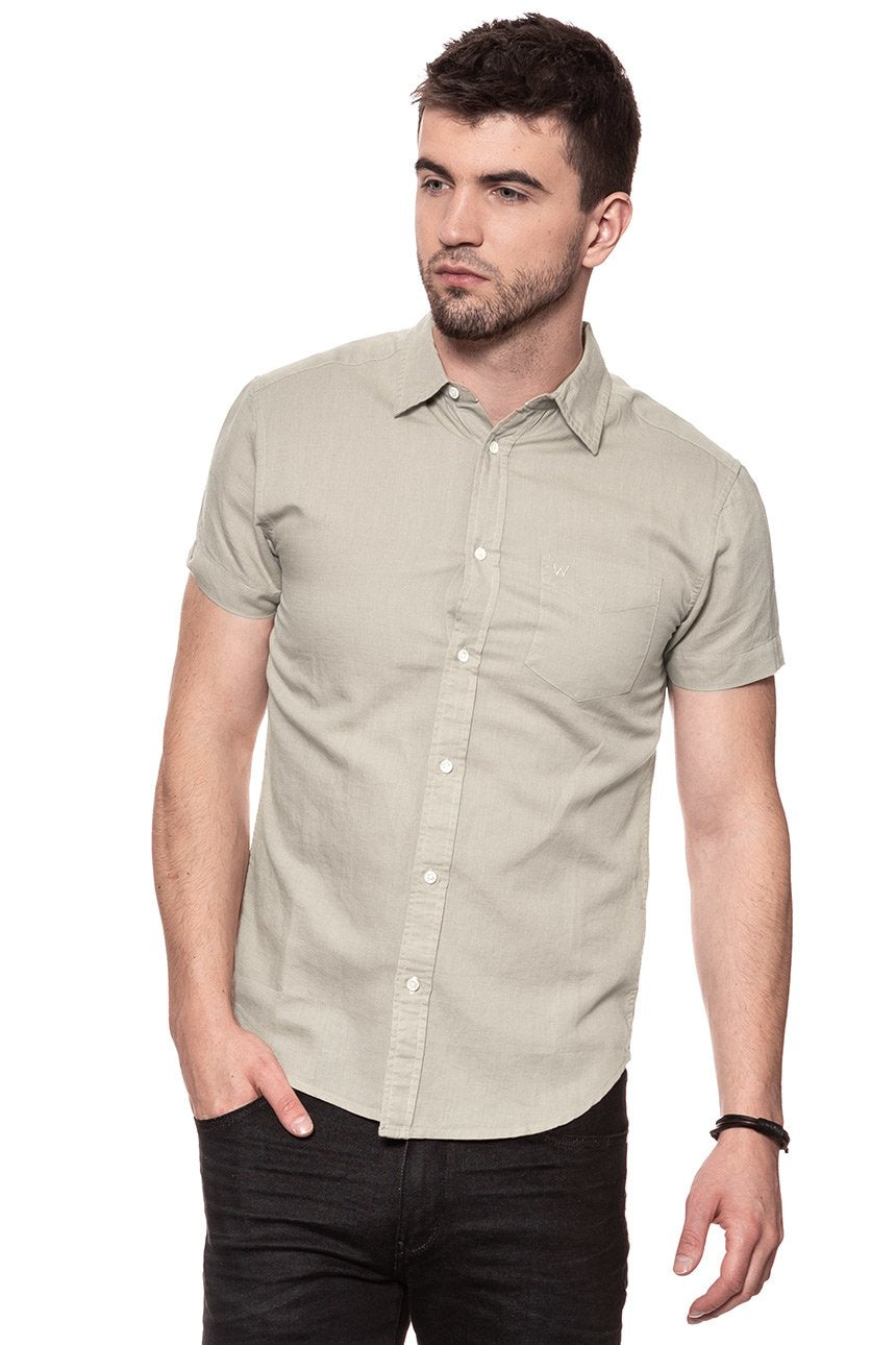 KOSZULA MĘSKA KRÓTKI RĘKAW WRANGLER SS 1PKT SHIRT PLAZA TAUPE W5860LOU5